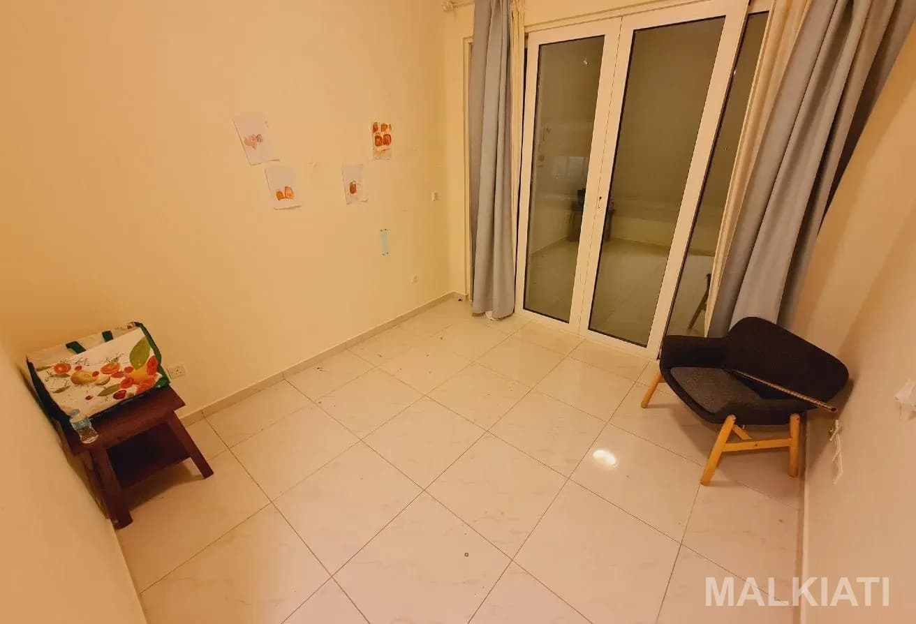 Furnished | 2 Bed | VB | Balcony | 10K | Sea view - Image 4