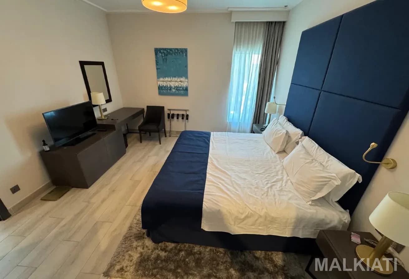 Luxury | Furnished | 1 Bed | Apartment | West Bay - Image 4