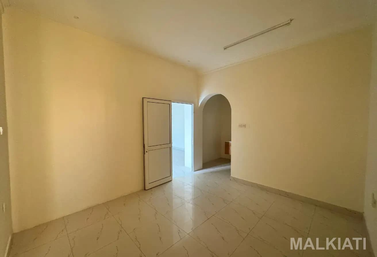 STANDALONE VILLA| 06 BEDROOMS| AL KHOR - Image 3