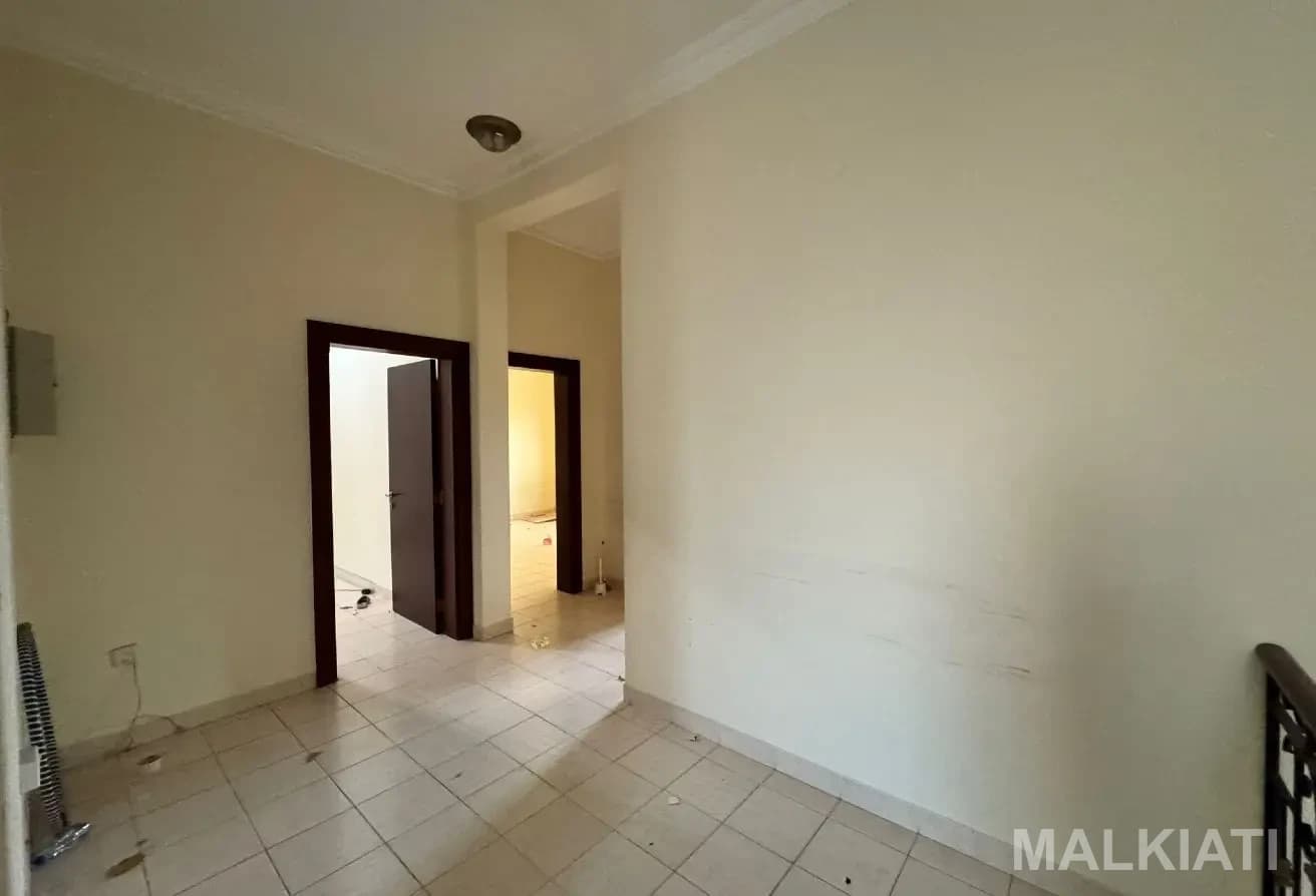 SEMI-FURNISHED VILLA| 03 BR + MAID| 01 MONTH FREE - Image 5