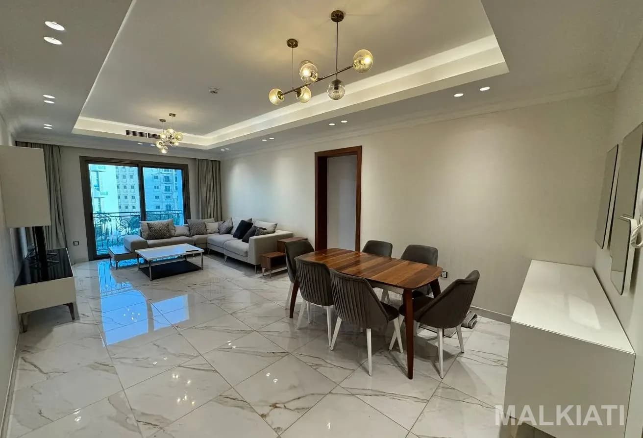 Luxurious Apartment| 02 Bedrooms| Balcony - Image 2