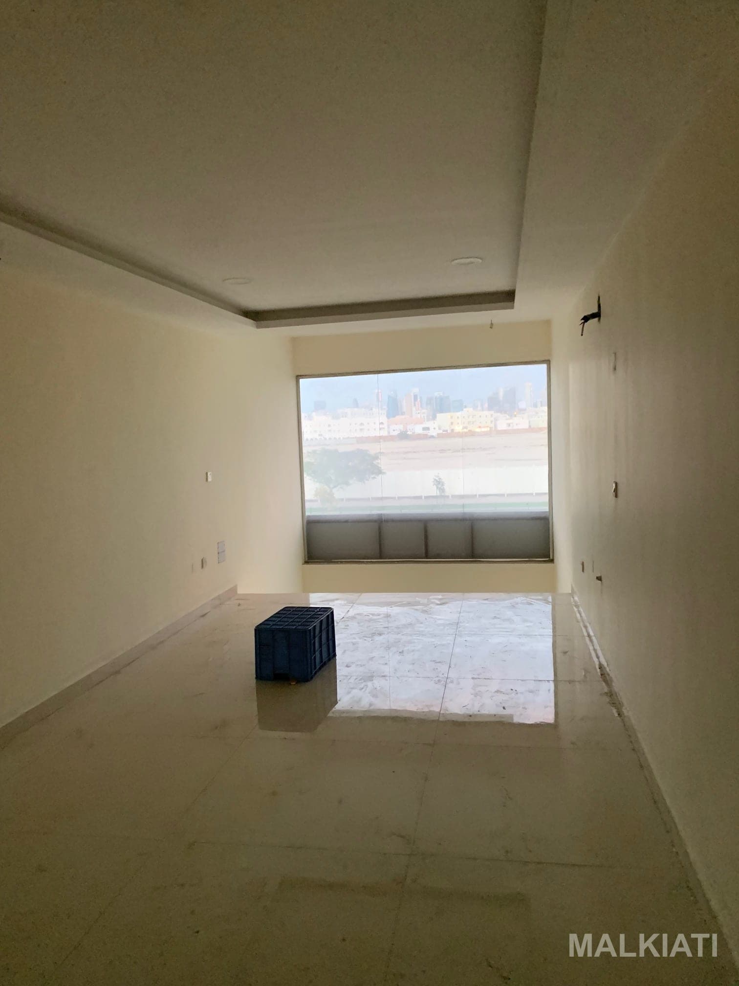 3‑Floor Commercial Shop for Rent in Madinat Khalifa | Direct from Owner - Image 4