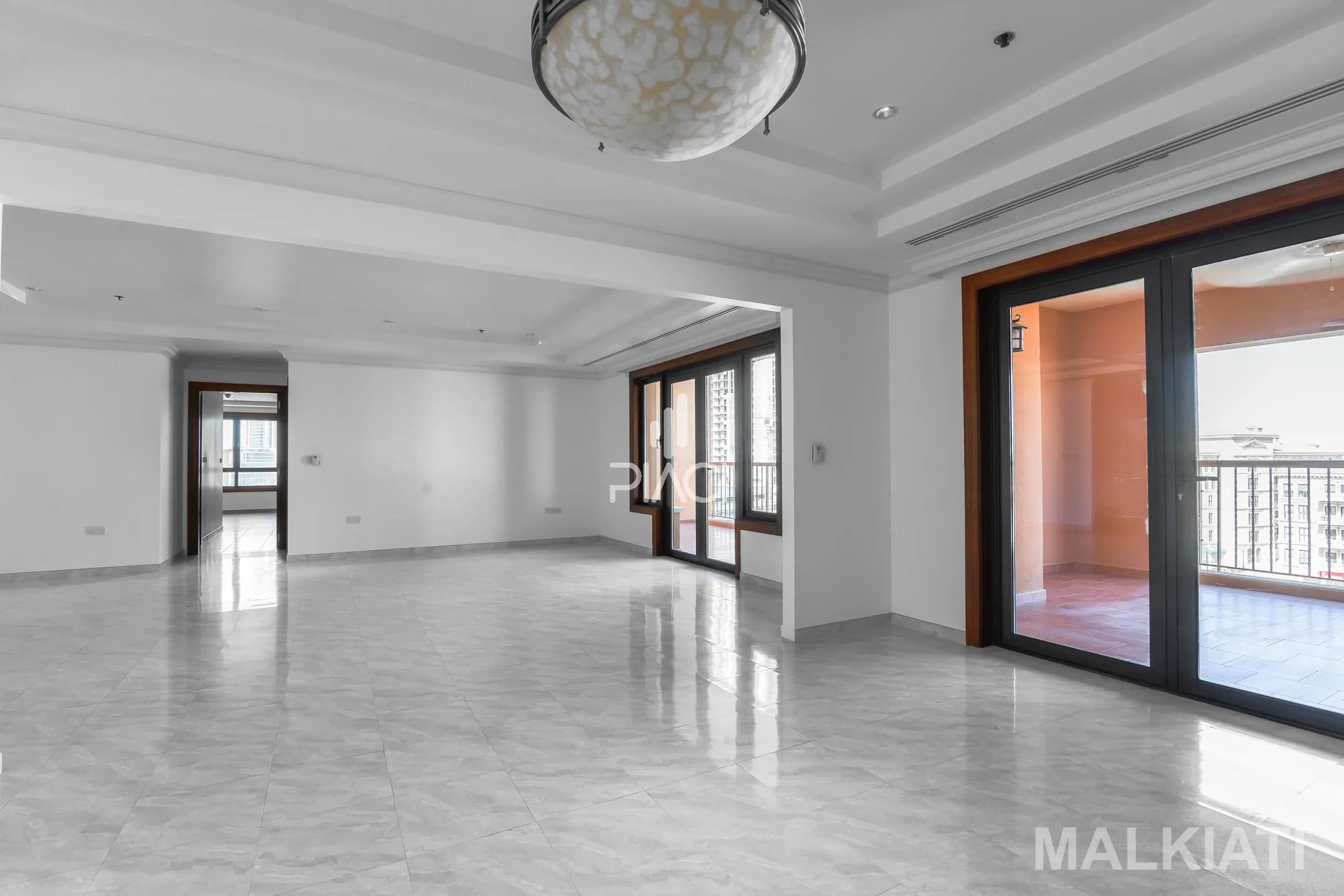 Charming SF 3 BD Apt | Sea View | Porto Arabia