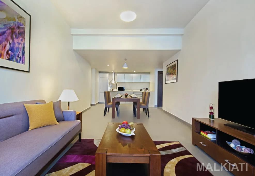 Luxury Seafront Fully Furnished 1 BR Executive | The Curve Hotel | West Bay | Monthly Stay (4–6 Months)
