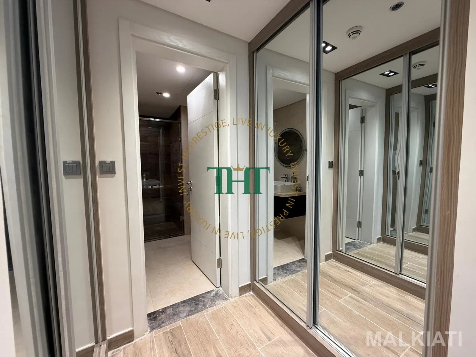 Elegant | 1BHK | FF | With Balcony - Image 4